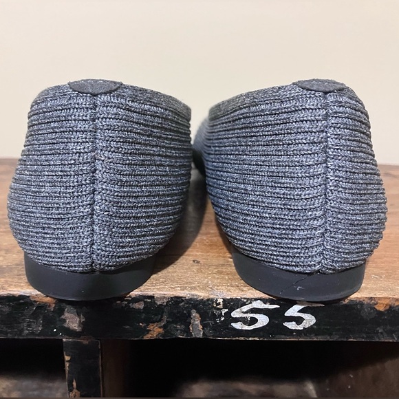 Lightweight Square-Toe V-Cut Flats (Margot Walker) - Picture 7 of 10